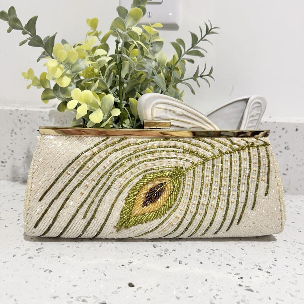 Vintage Peacock Feather Fully Beaded Clutch With Chain
